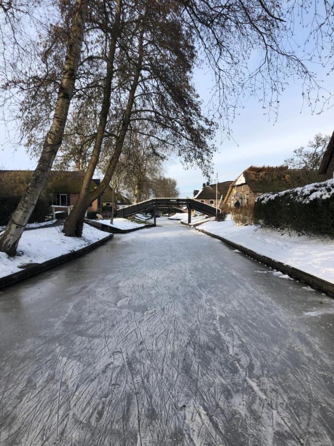 Villa Gieters Geluk Giethoorn Exterior foto